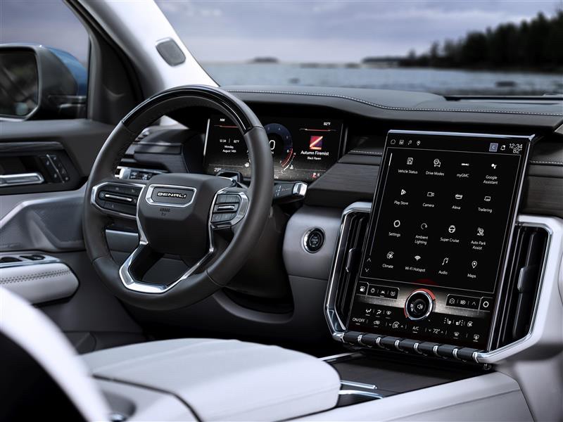 GMC Acadia and Chevrolet Traverse Recognized for Excellence in Safety by IIHS